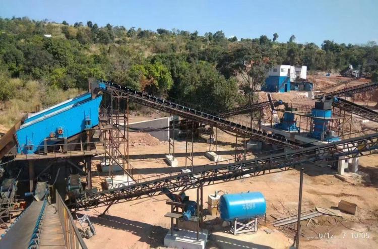 350 TPH Granite Crushing Plant in Laos